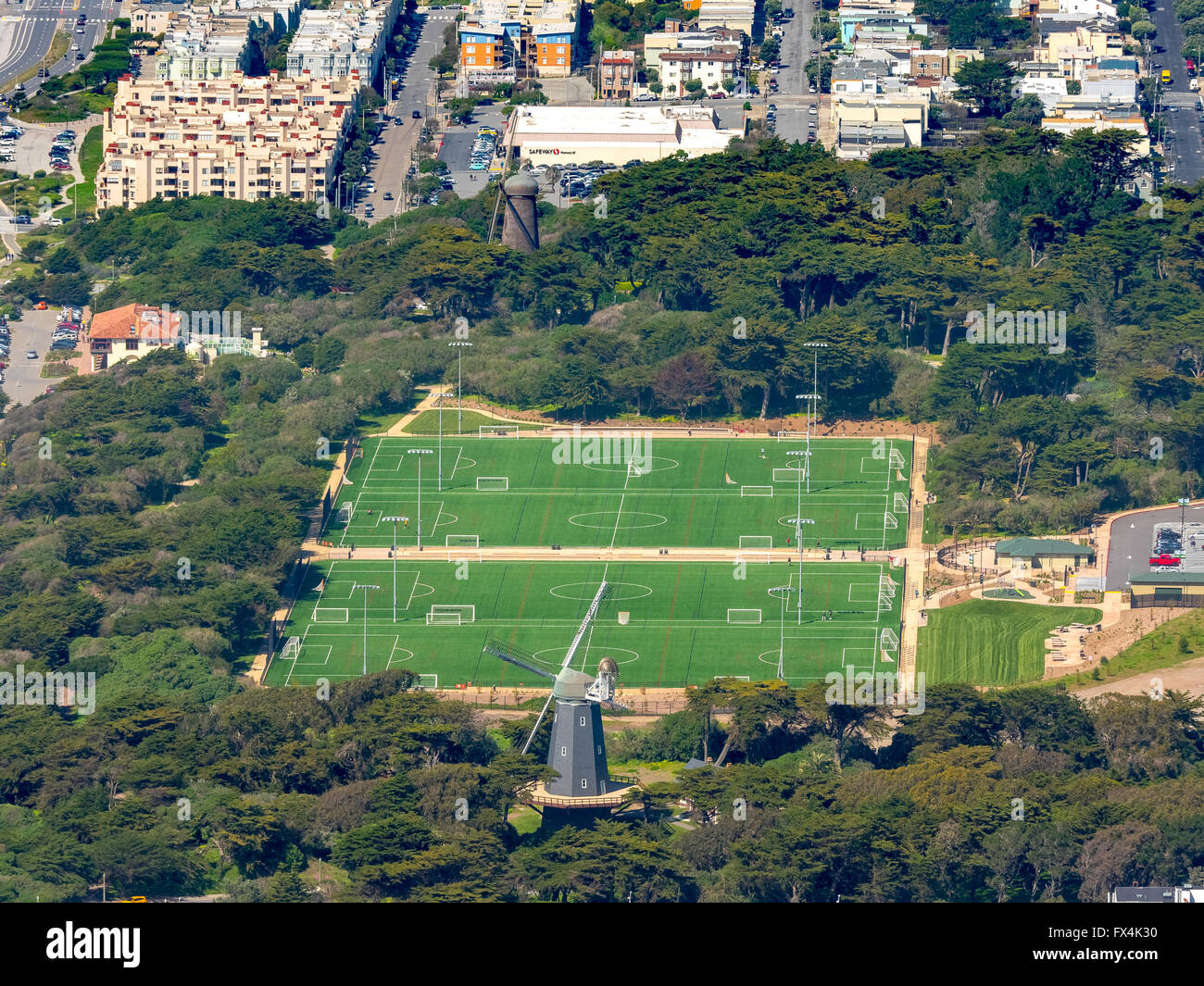 Vista aerea, i campi di calcio nel mare di case, San Francisco Bay Area, Stati Uniti d'America, California USA US, antenna, Foto Stock