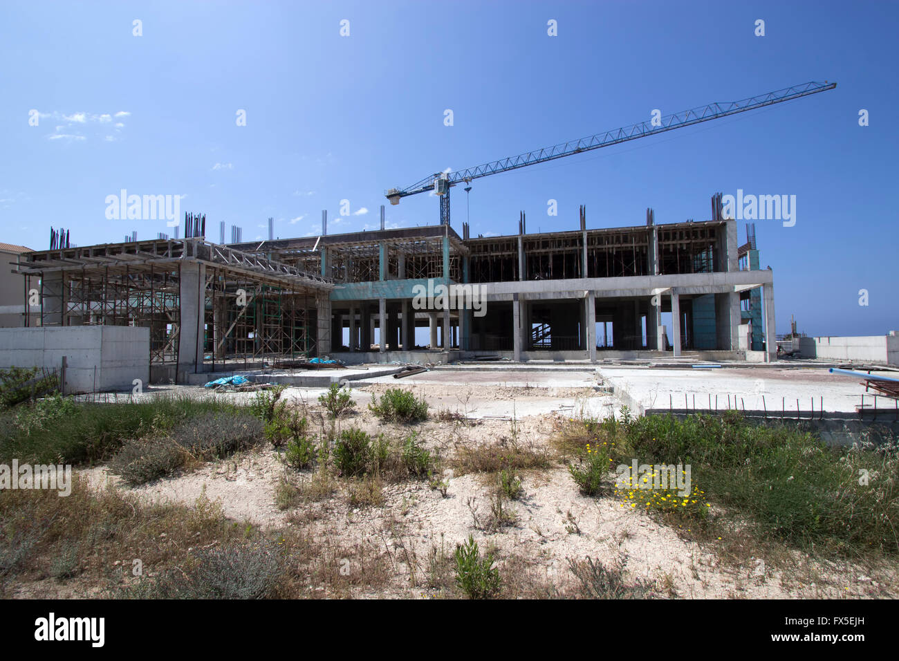 Incompiuta blocco hotel in Paphos Cipro Foto Stock