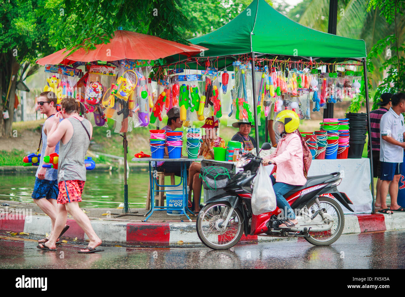 Unidentified tailandese e internazionale le persone godono in Songkran Festival 2016 Foto Stock