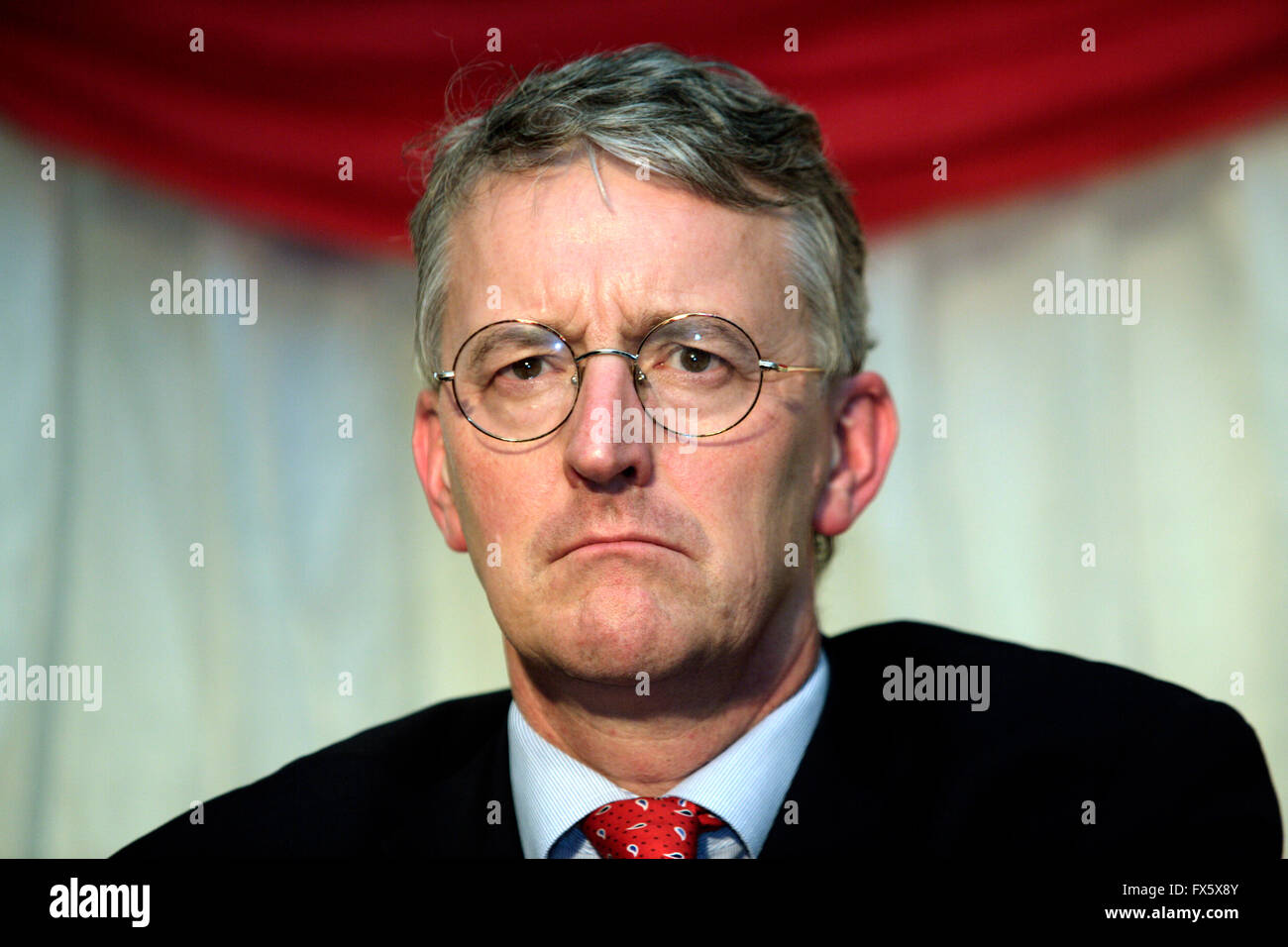 Hilary Benn, partito laburista britannico politico, parlando al partito laburista in conferenza 2010 Foto Stock