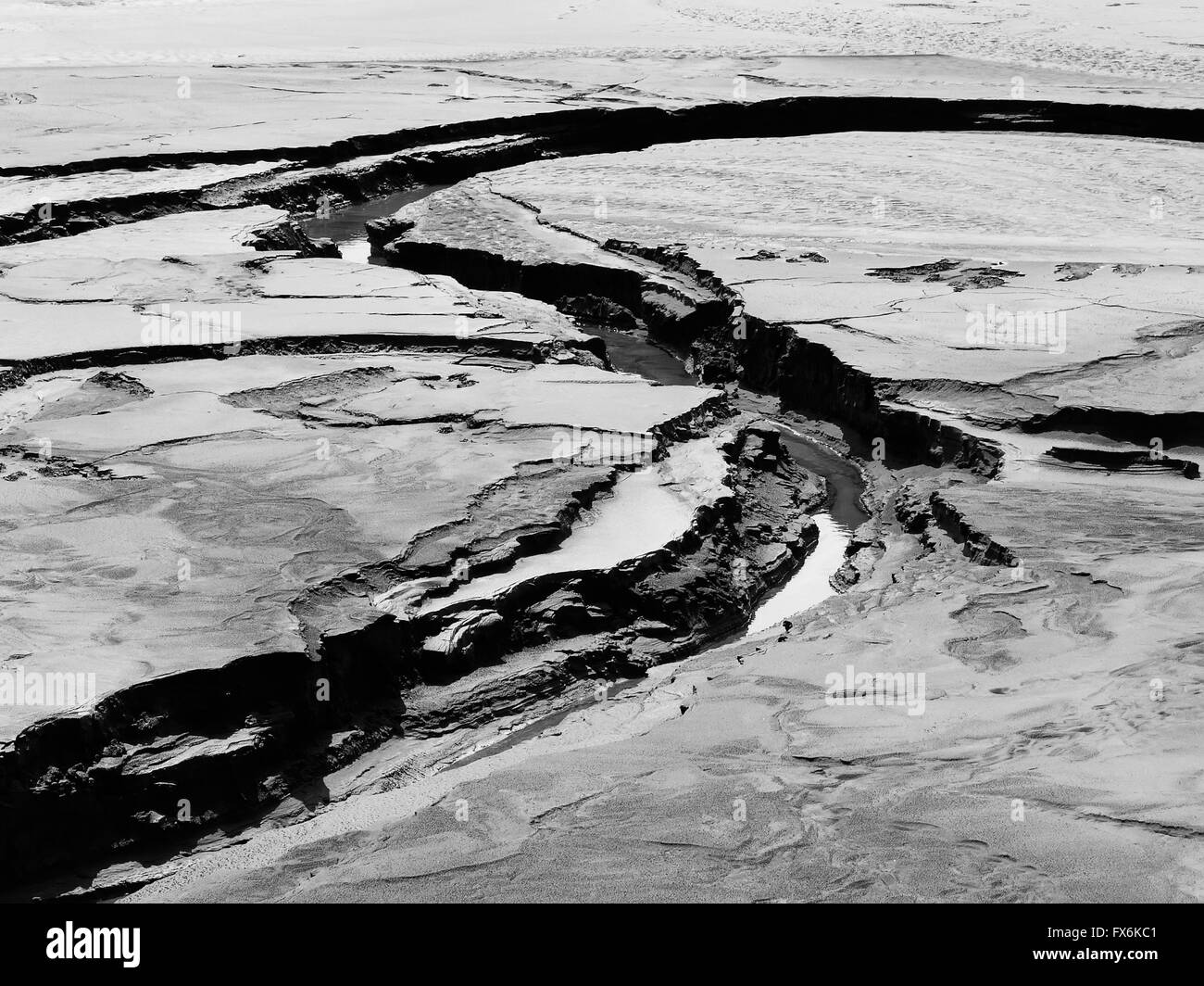 Erosione dei terreni con canali a rifiuti industriali area Foto Stock