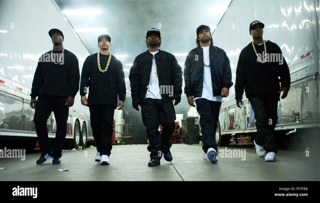 Dritto Outta Compton Anno : 2015 USA Direttore : F. Gary Gray Aldis Hodge ha, Neil Brown Jr., Jason Mitchell, O'Shea Jackson Jr., Corey Hawkins Foto Stock