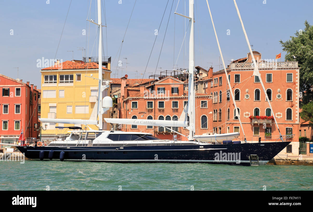 Sailing yacht La cattiva Foto Stock