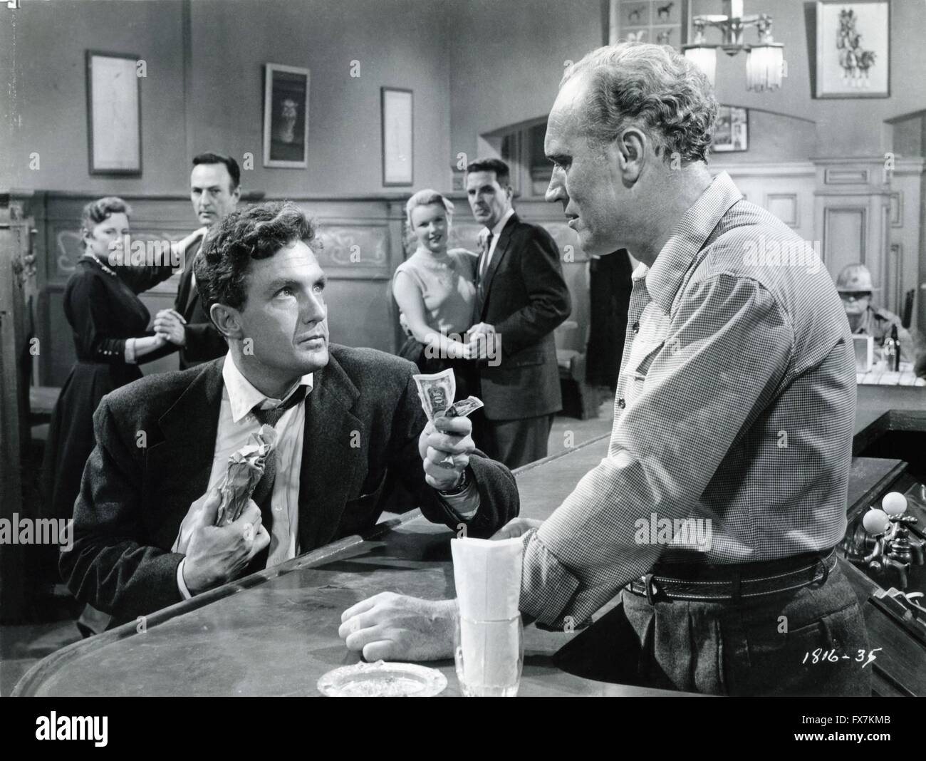 Scritto sul vento Anno : 1956 USA Direttore : Douglas Sirk Robert Stack Foto Stock