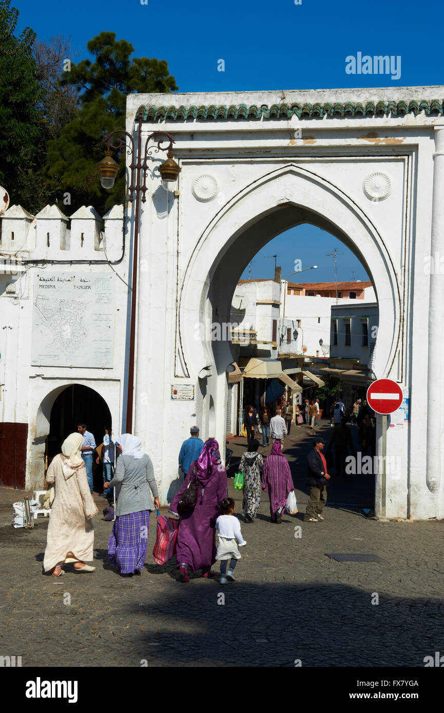 Il Marocco, Tangeri Medina Grand Socco square o Aprile 9, 1947 SQUARE, "Bab El Fahs' porta della città vecchia (medina) Foto Stock