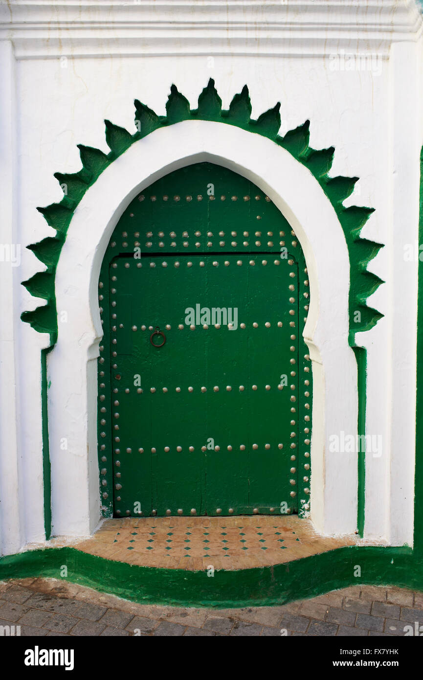 Il Marocco, Tangeri, Medina porta vecchia città Foto Stock