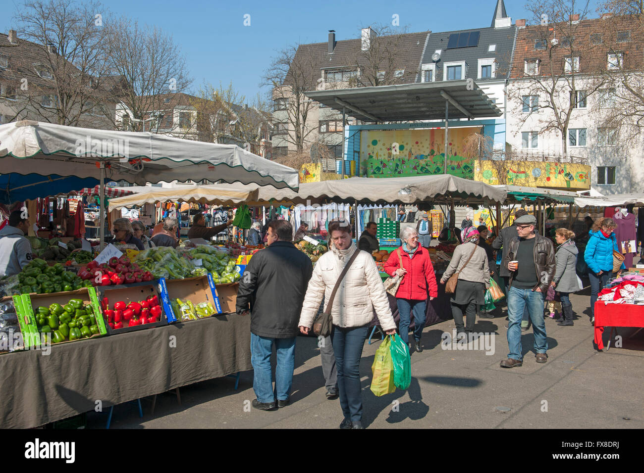 Köln, Nippes, Wilhelmplatz, täglicher Markt Foto Stock