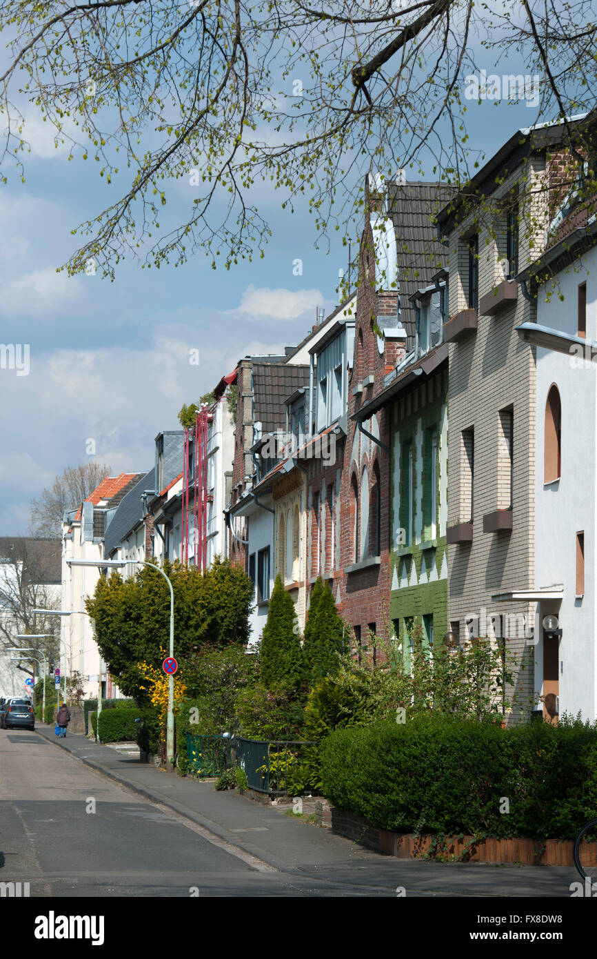 Köln, Nippes, Eisenachstrasse, wohnen in Dreifensterhäusern Foto Stock