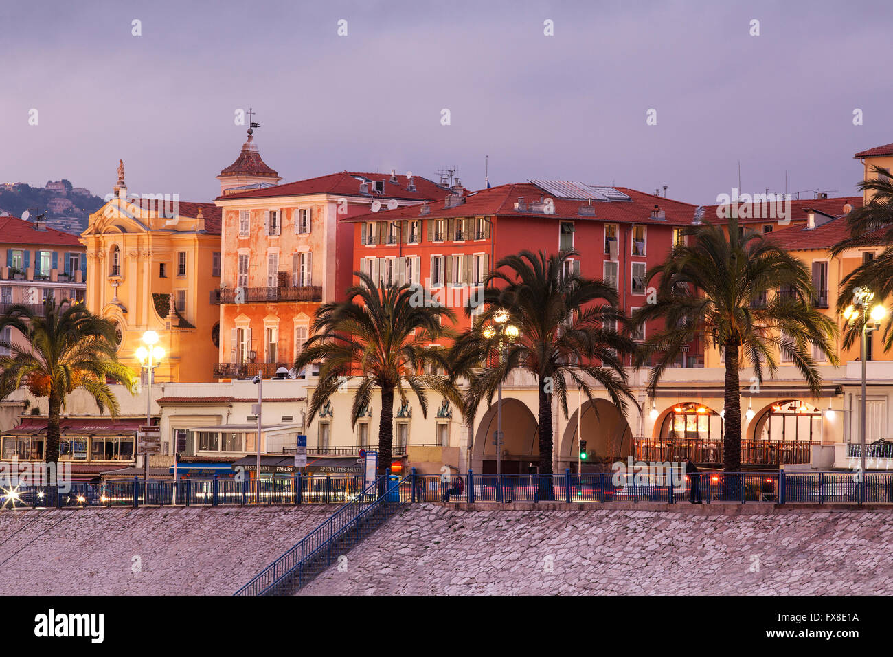 Nizza Promenade des Anglais in serata - Cote d'Azur, Provenza, Francia Foto Stock
