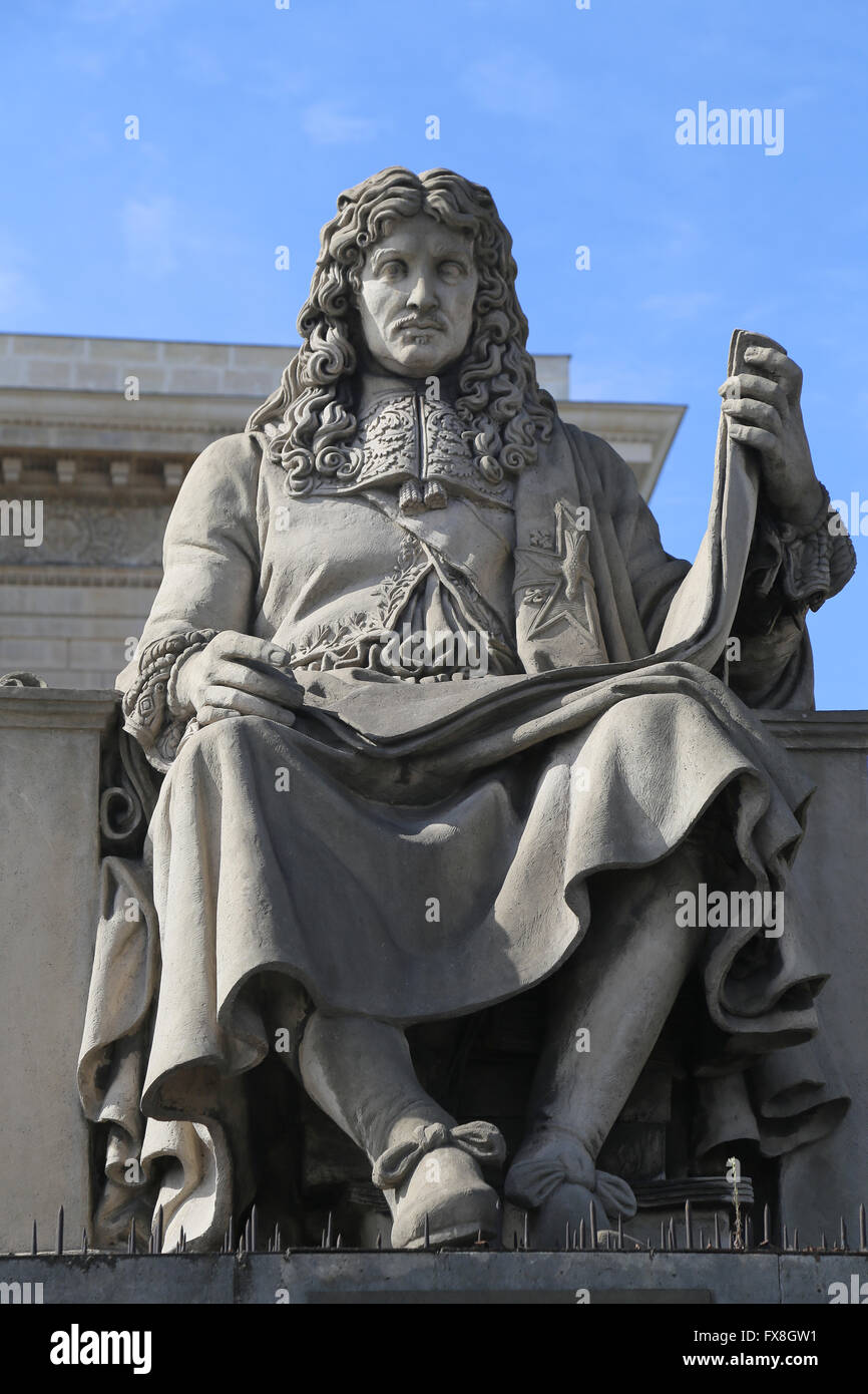 Jean-Baptiste Colbert (1619-1683). Uomo politico francese. Il ministro delle Finanze. Statua di Jacques-Edme Dumont (1761-1844). Parigi. Foto Stock