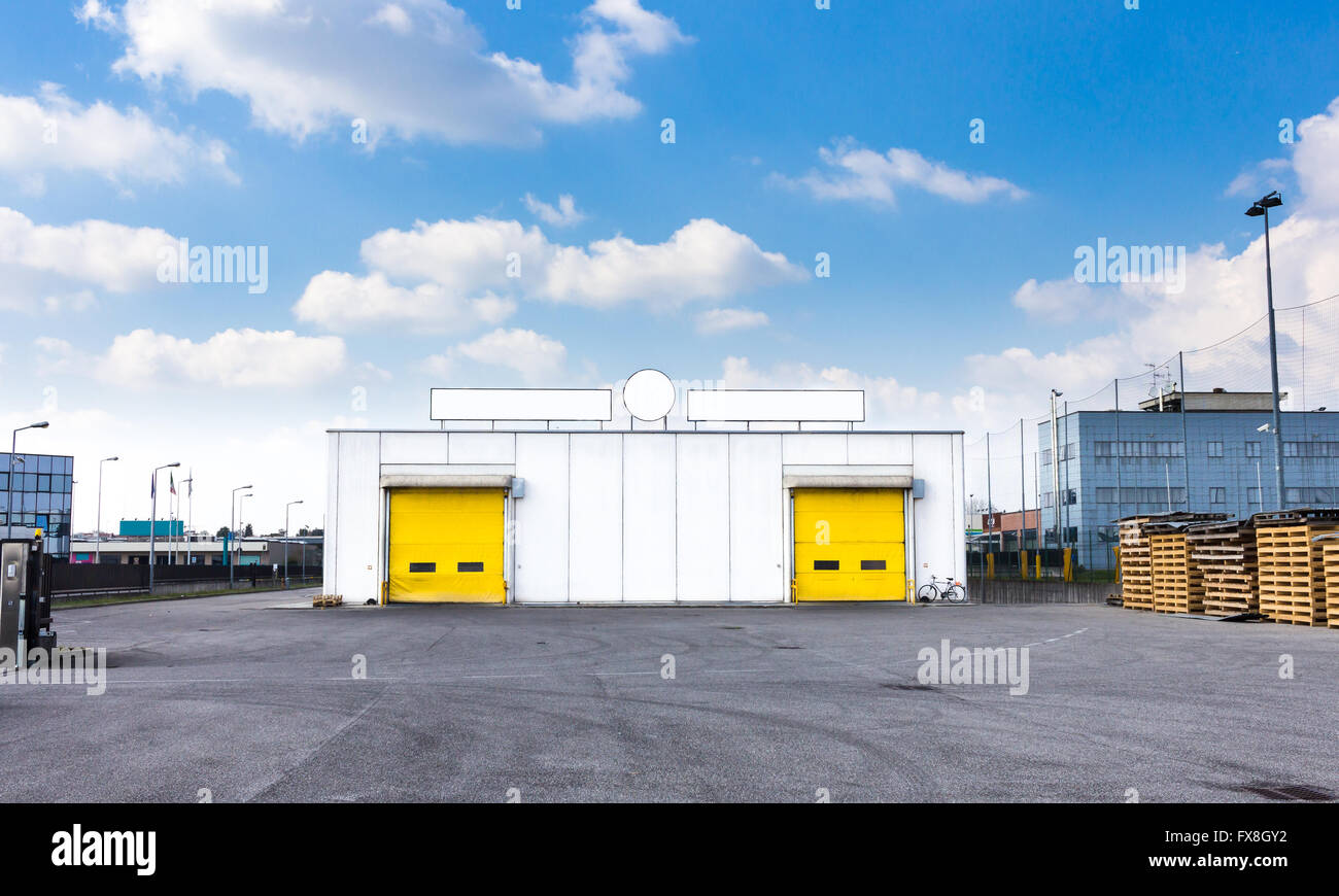 Magazzino banchina di carico Foto Stock