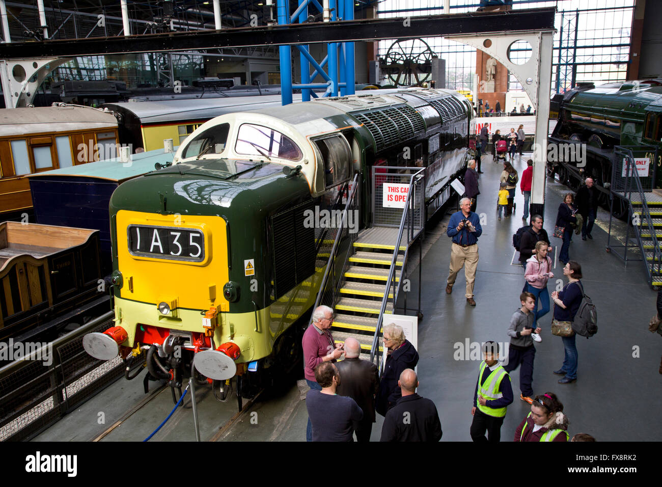 Deltic locomotiva diesel presso il Museo nazionale delle ferrovie, York Regno Unito Foto Stock