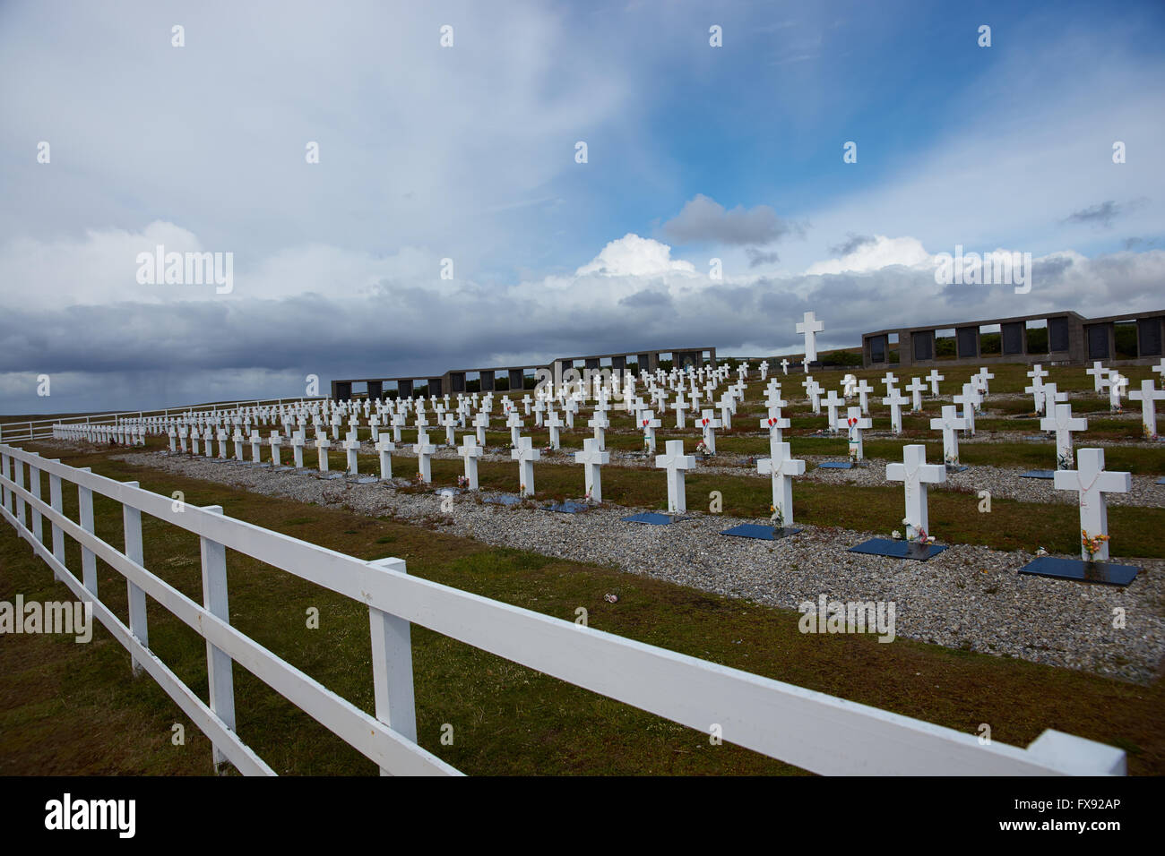 Il cimitero di Argentina a Darwin nelle isole Falkland. Foto Stock