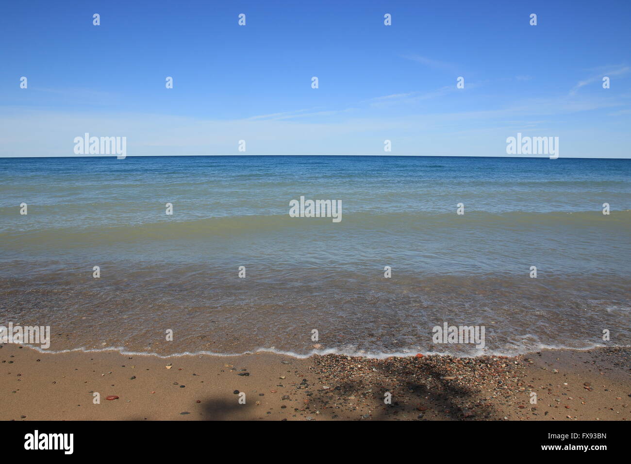 Spiaggia di sabbia di Pictured Rocks National Lakeshore, sul lago Superiore, Michigan, Stati Uniti d'America Foto Stock