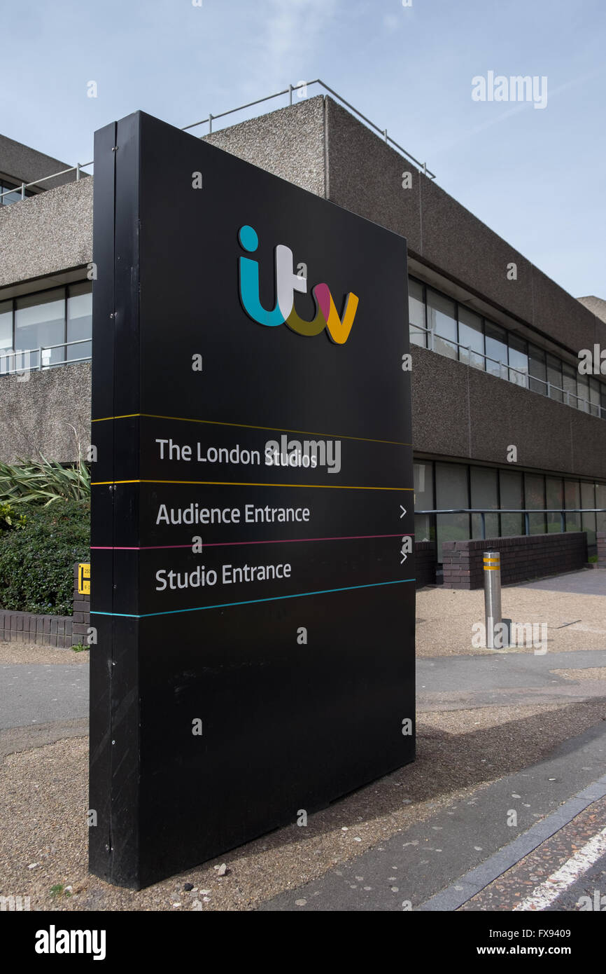 Centro Televisivo / ITV Studios - massa superiore, South Bank di Londra Foto Stock