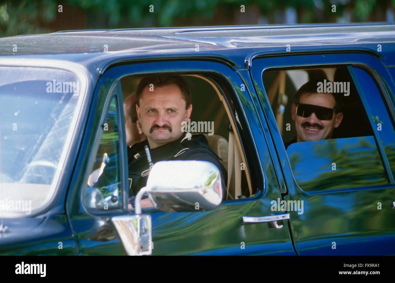 Washington, DC, Stati Uniti d'America, 1995 United States Secret Service counter assault team (CAT) nella loro guerra carro durante una scorta per il giro della Papamobile. Credito: Mark Reinstein Foto Stock