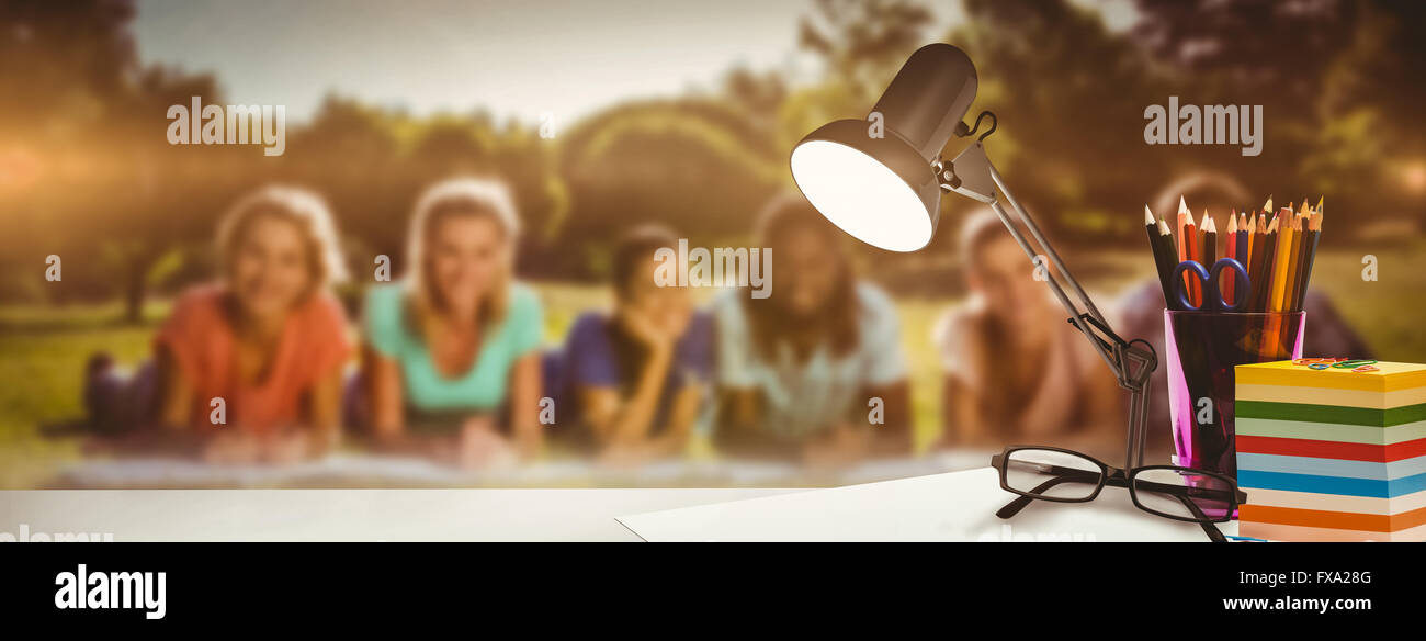 Immagine composita della scrivania Foto Stock