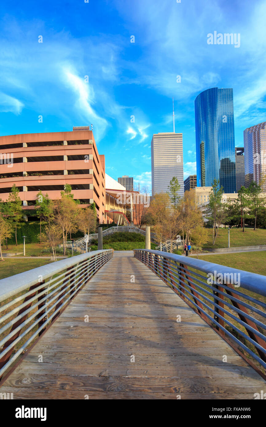 Bellissima vista del centro cittadino di Houston in una giornata di sole. Houston è la città più popolosa del Texas. Foto Stock