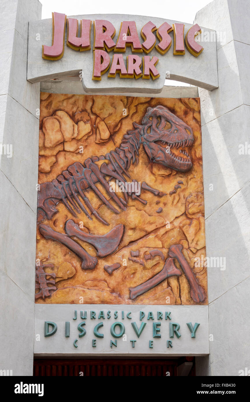Segno per la Jurassic Park Discovery Center presso gli Universal Studios Orlando Florida Theme Park Foto Stock