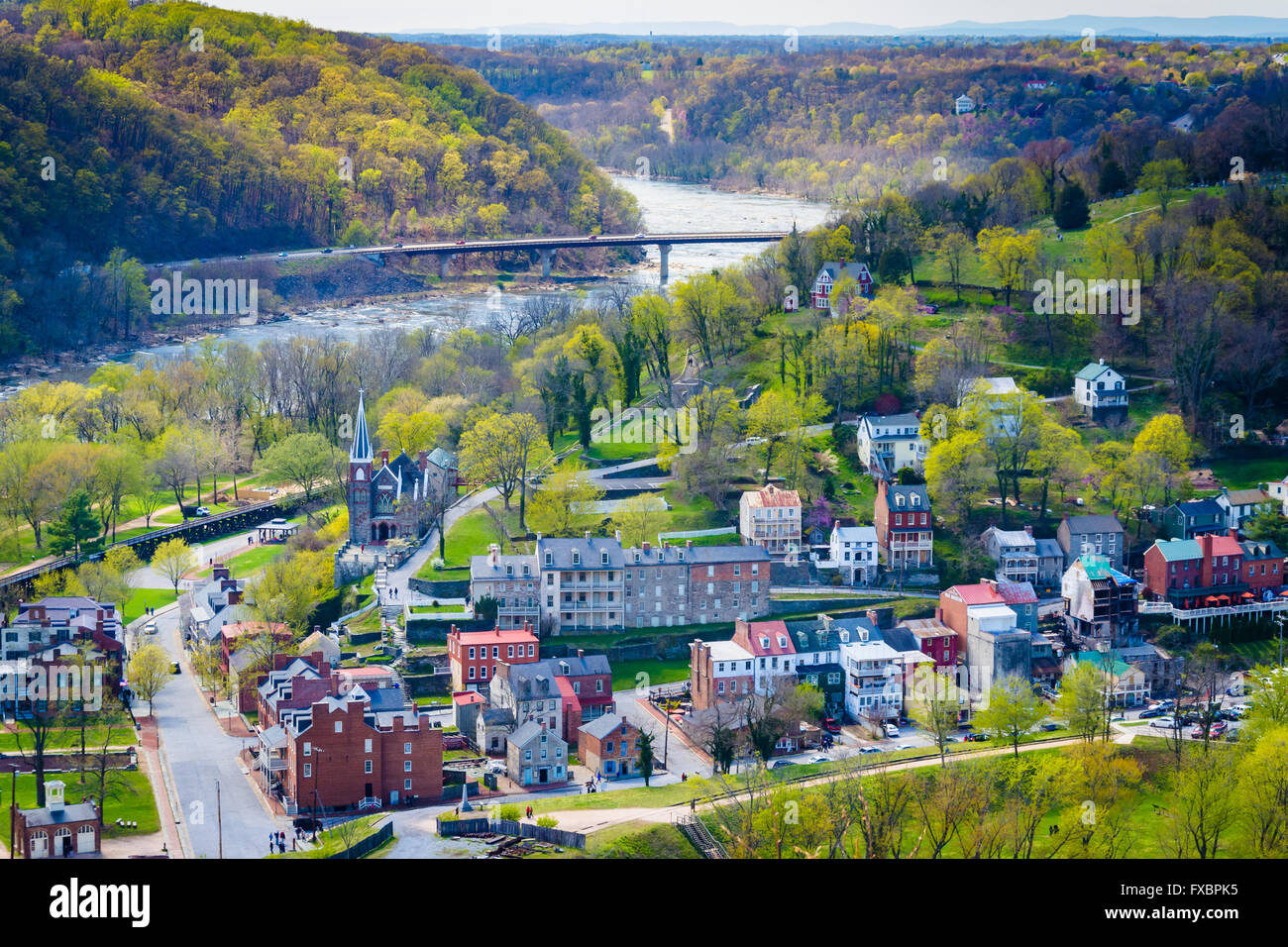 Vista del fiume Shenandoah e harpers Ferry dal Maryland Heights, in harpers Ferry, West Virginia. Foto Stock