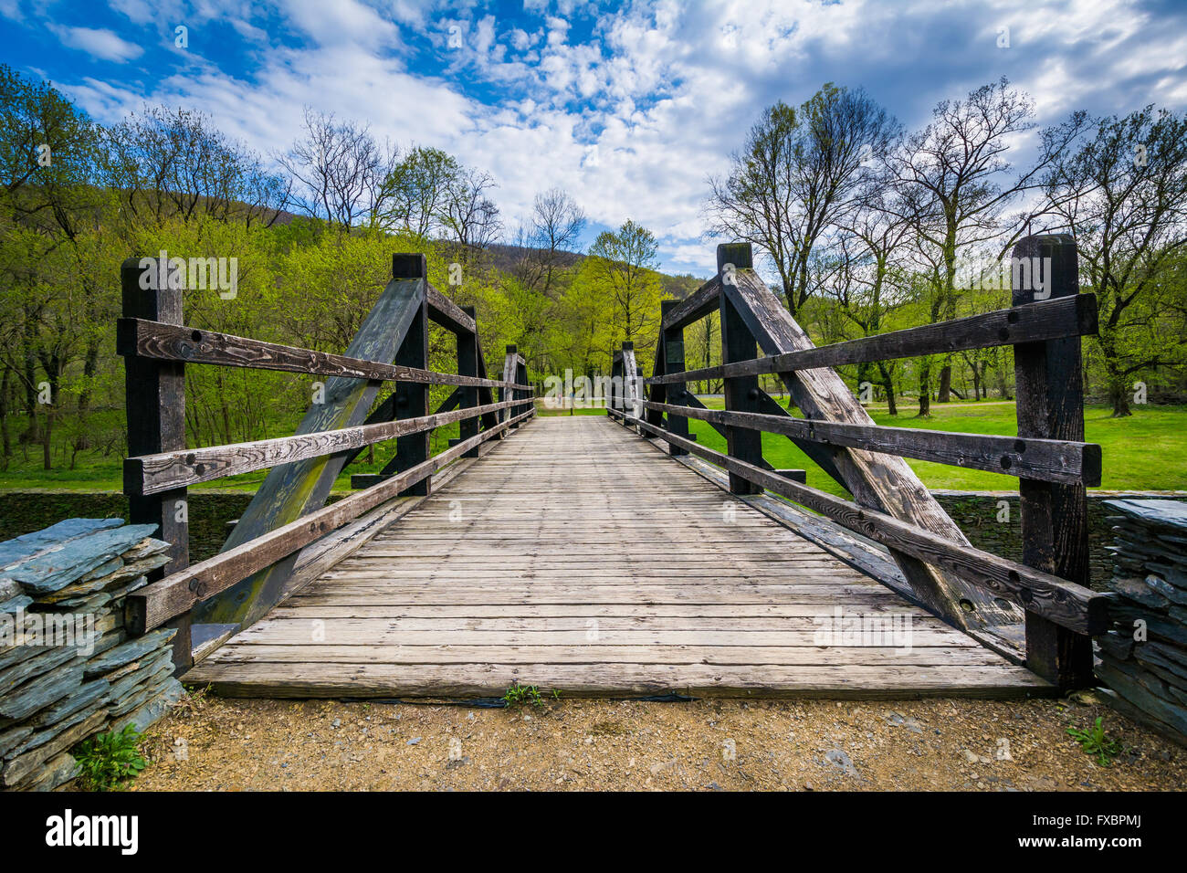 Ponte di legno sopra il canale di Shenandoah, in harpers Ferry, West Virginia. Foto Stock