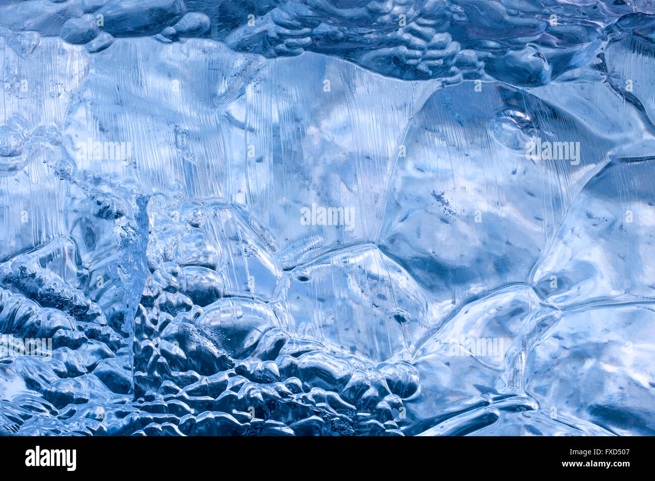 Close up artico trasparente blu struttura di ghiaccio Foto Stock