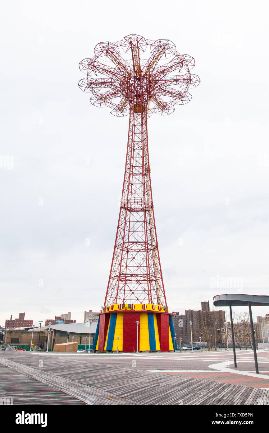 Parachute Jump ride,Coney Island, Brooklyn, New York, Stati Uniti d'America. Foto Stock