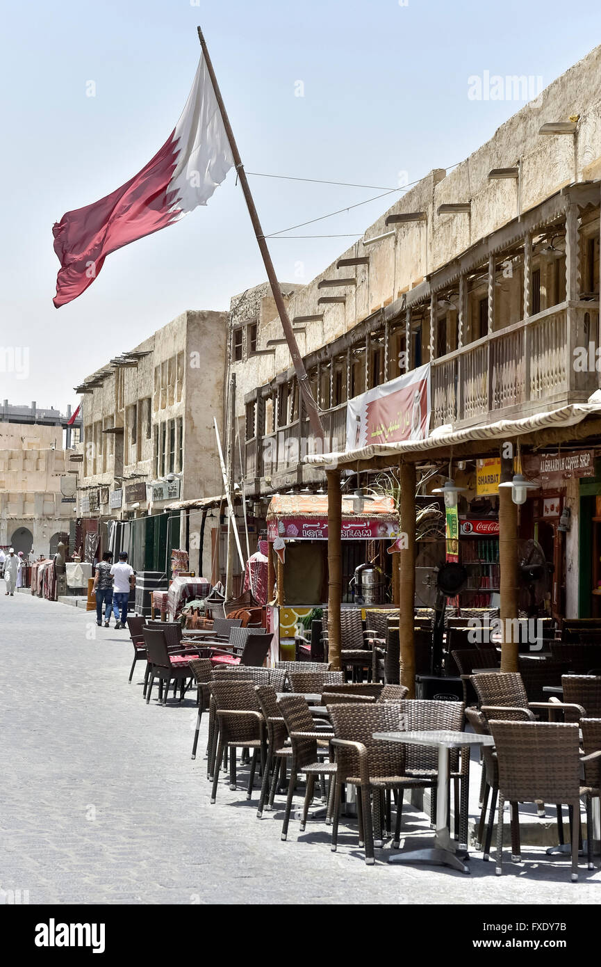 Strada pedonale nel Souk Wakif o Souq Waqif, bazar, Doha, Qatar Foto Stock