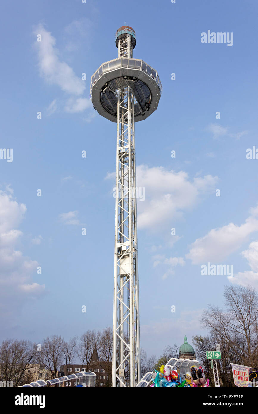 Città Skyliner, fiera del divertimento 'Dom', Amburgo, Germania Foto Stock
