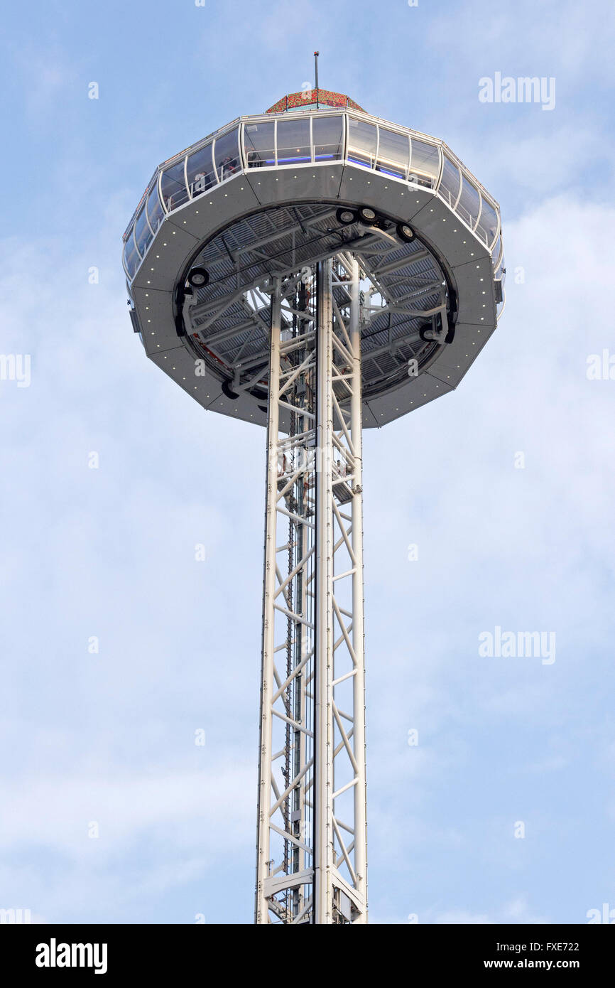 Città Skyliner, fiera del divertimento 'Dom', Amburgo, Germania Foto Stock