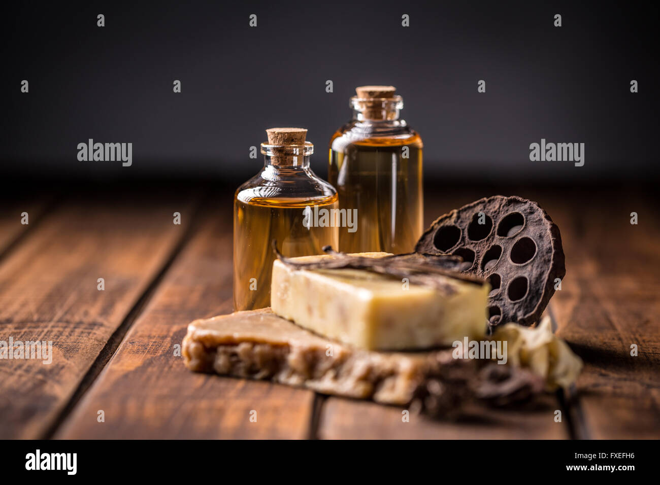 Pressato a freddo sapone artigianale con olio eseential Foto Stock