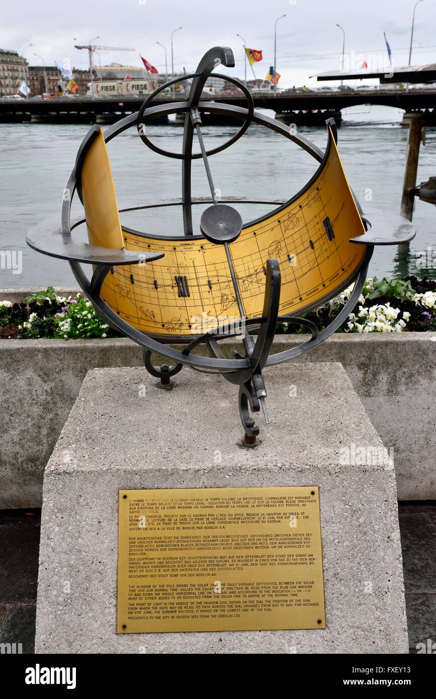 Cilindrica di ottone meridiana dal lago di Ginevra Svizzera Foto Stock