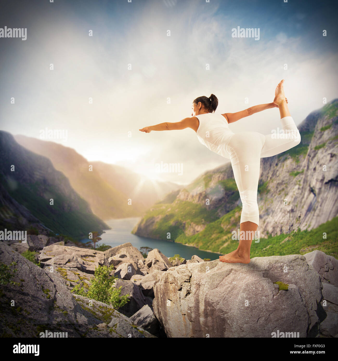 Lo Yoga nella natura Foto Stock
