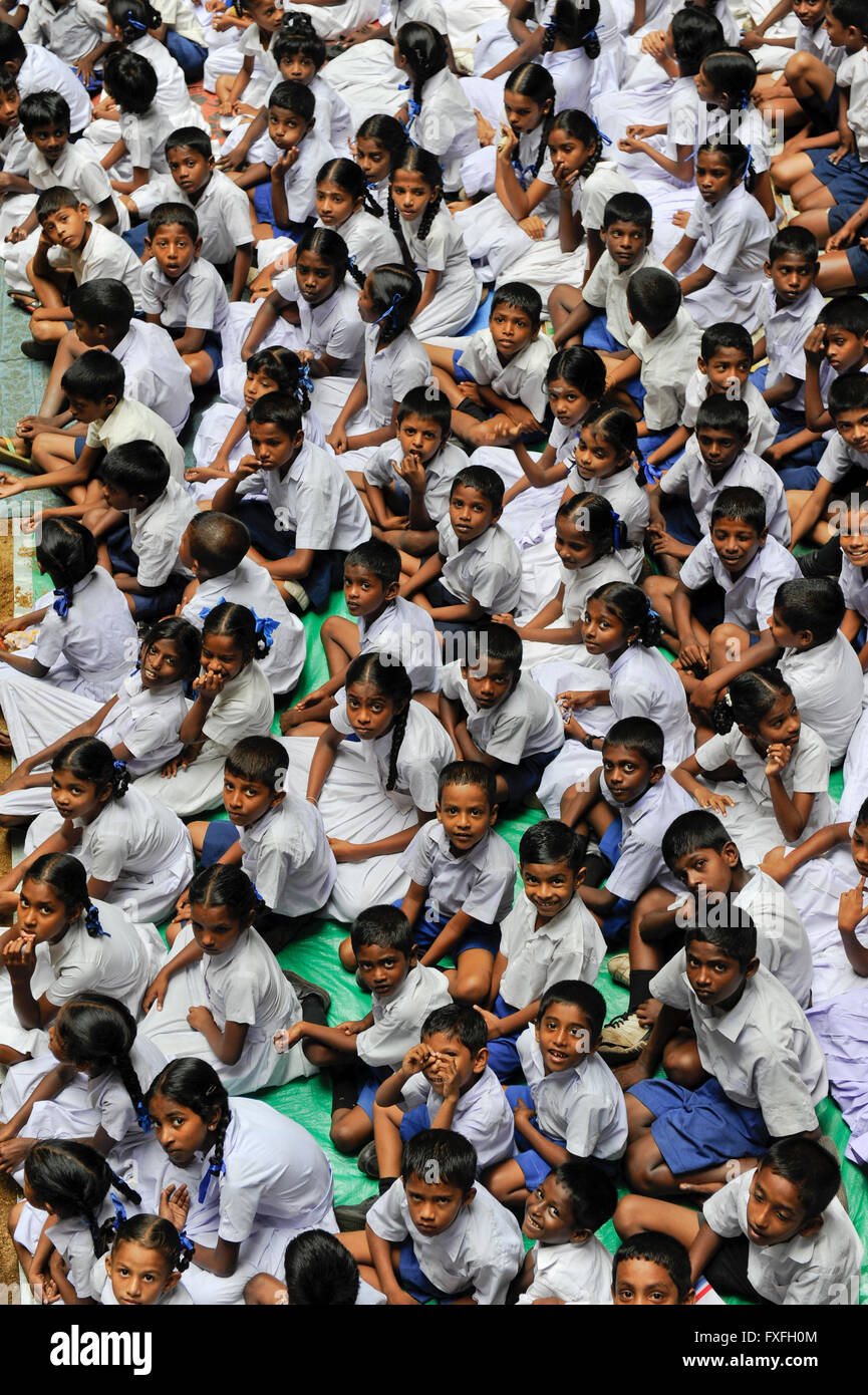 Sri Lanka Colombo, Samata Sarana, progetto da parte della Chiesa cattolica per l'istruzione di baraccopoli bambini / kirchliches Hilfsprojekt Samata Sarana, Bildung fuer Kinder aus baraccopoli Foto Stock