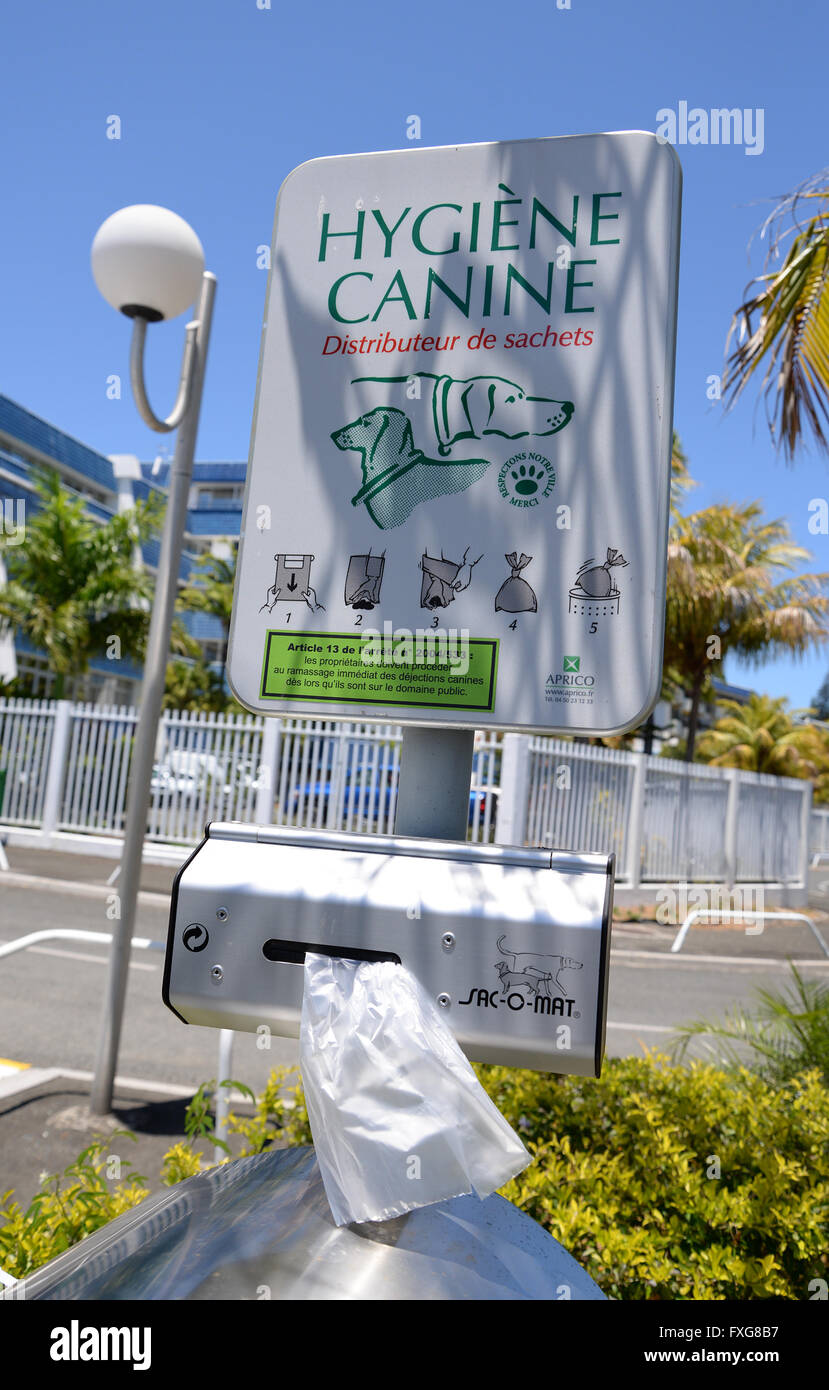 Prevenire la malattia di accattivanti grande tabellone per i proprietari di cani di pulizia dopo i loro cani. Foto Stock