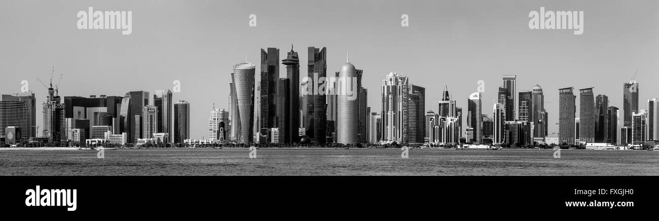 Una immagine panoramica della skyline di Doha, Doha, Qatar Foto Stock