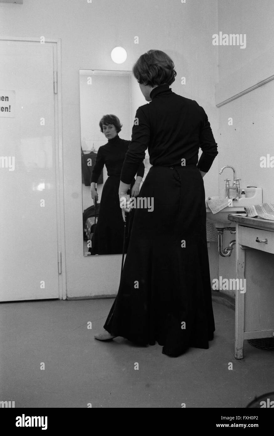 Deutsche Schauspielerin Doris Schade, Deutschland 1970er Jahre. Attrice tedesca Doris Schade, Germania degli anni settanta. 24x36swNeg469 Foto Stock