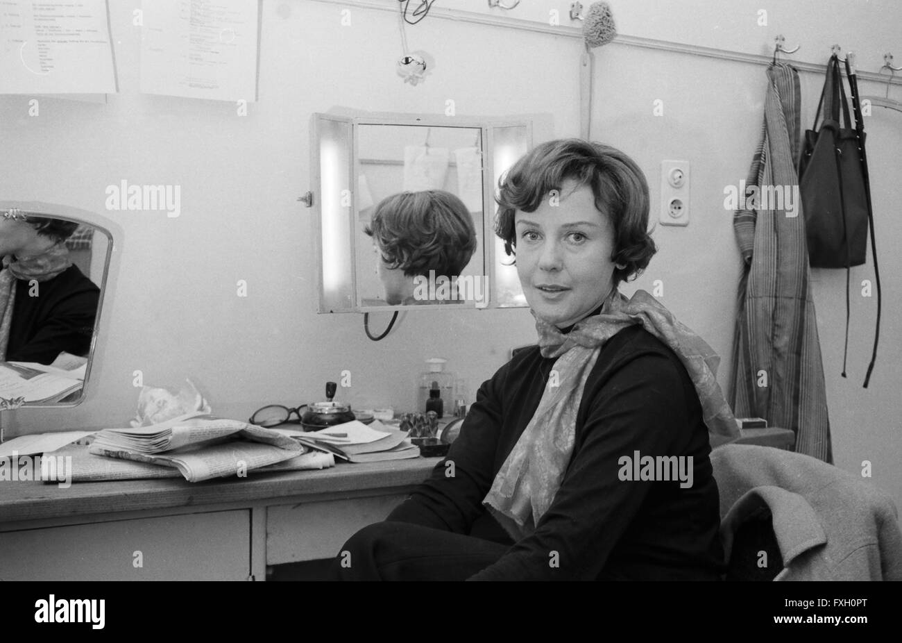 Deutsche Schauspielerin Doris Schade, Deutschland 1970er Jahre. Attrice tedesca Doris Schade, Germania degli anni settanta. 24x36swNeg469 Foto Stock