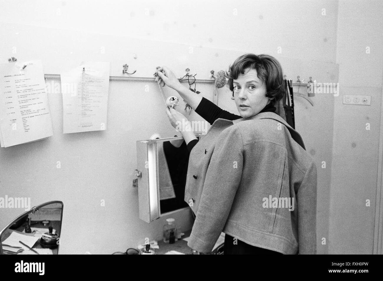 Deutsche Schauspielerin Doris Schade, Deutschland 1970er Jahre. Attrice tedesca Doris Schade, Germania degli anni settanta. 24x36swNeg469 Foto Stock