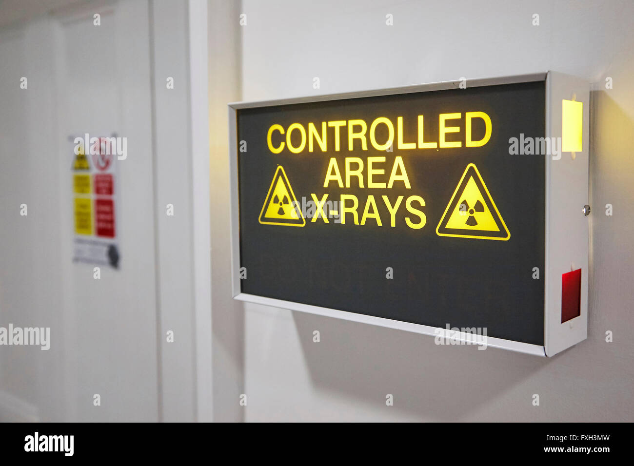 Controllata X-Ray segno Area in un ospedale del Regno Unito. Foto Stock