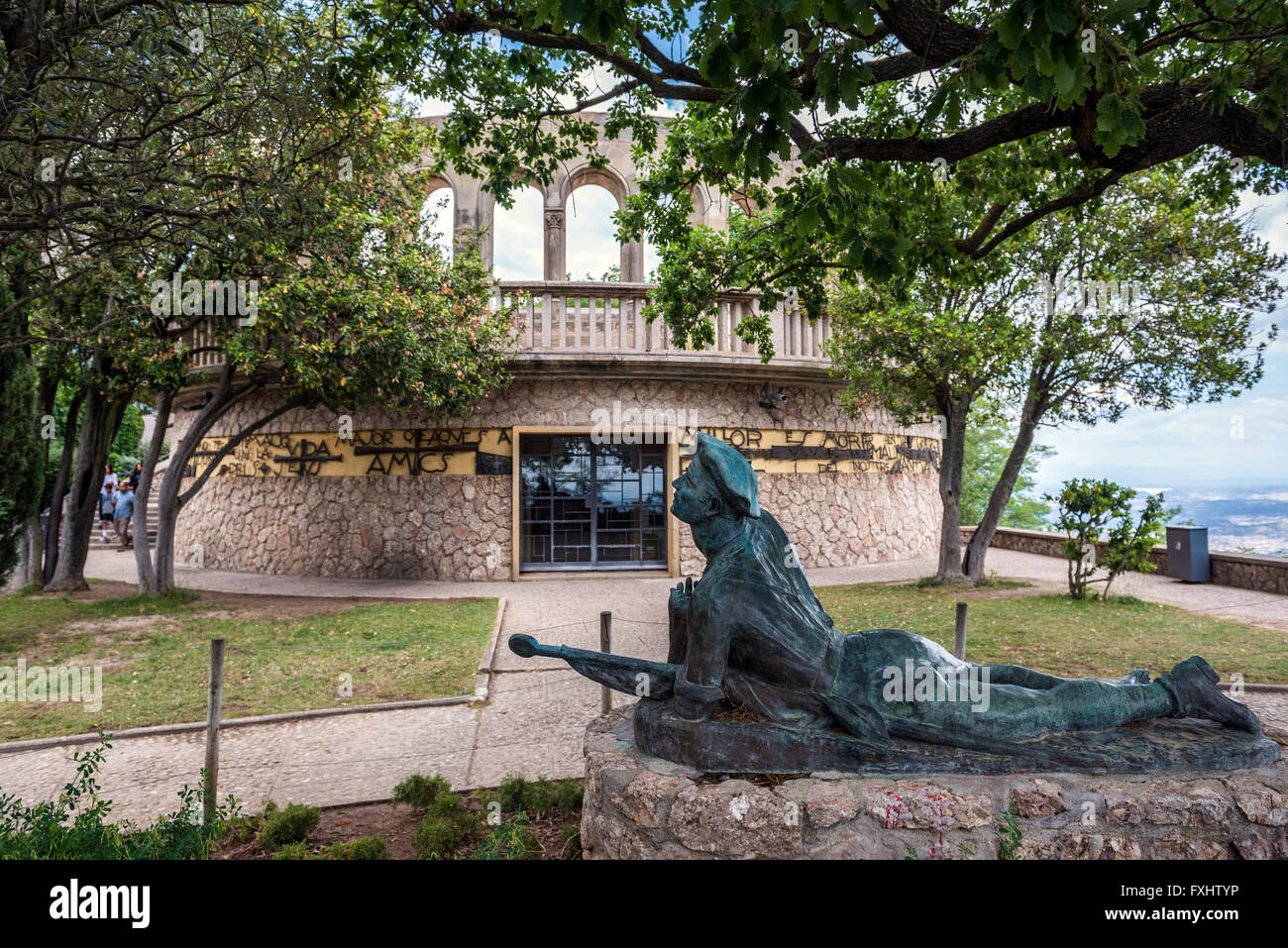 Monumento al catalano requetés nell abbazia benedettina di Santa Maria de Montserrat sulla montagna di Montserrat in Catalogna, Spagna Foto Stock