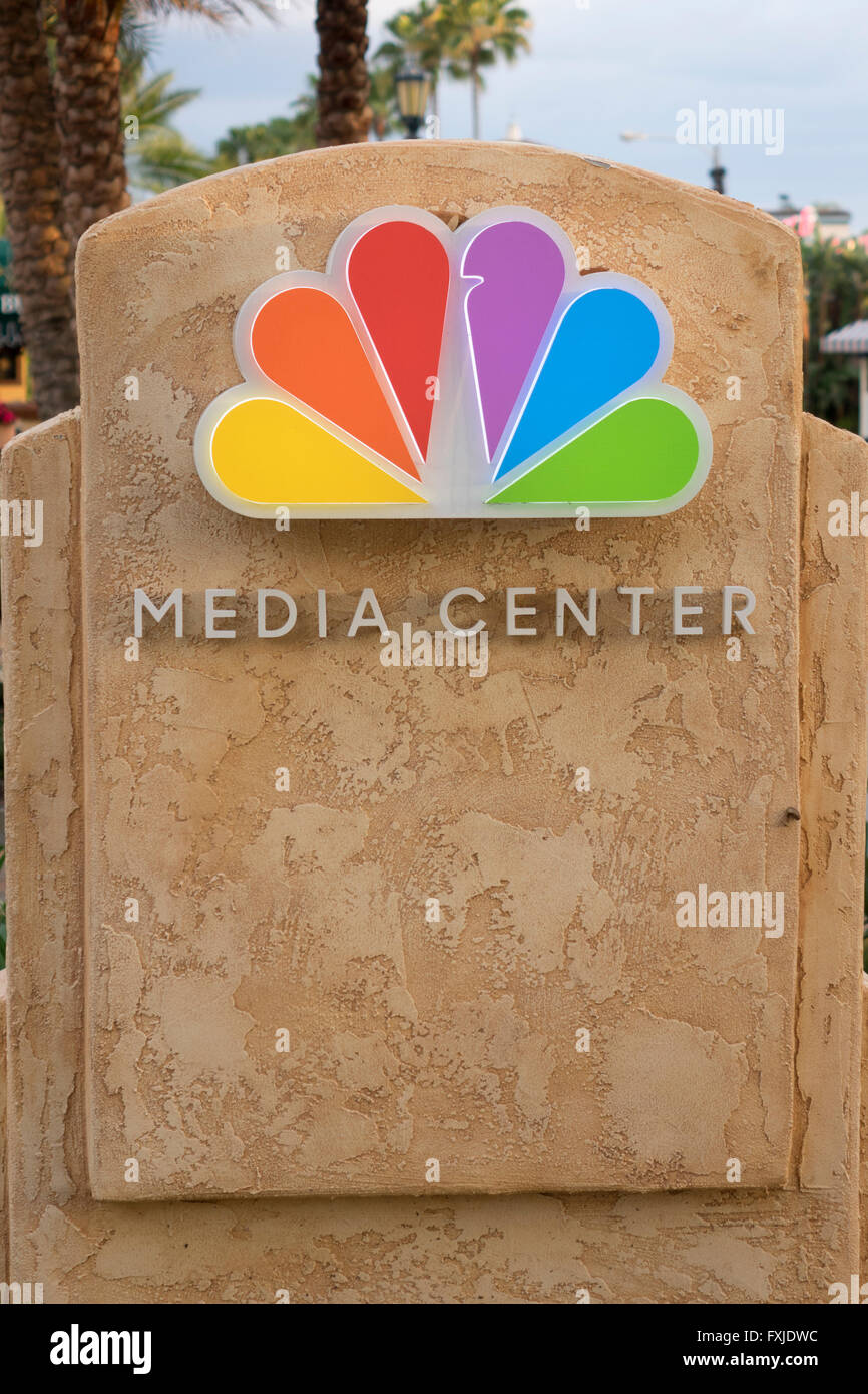 La NBC Media Center Building firmare presso gli Universal Studios il Parco a Tema di Orlando in Florida Foto Stock