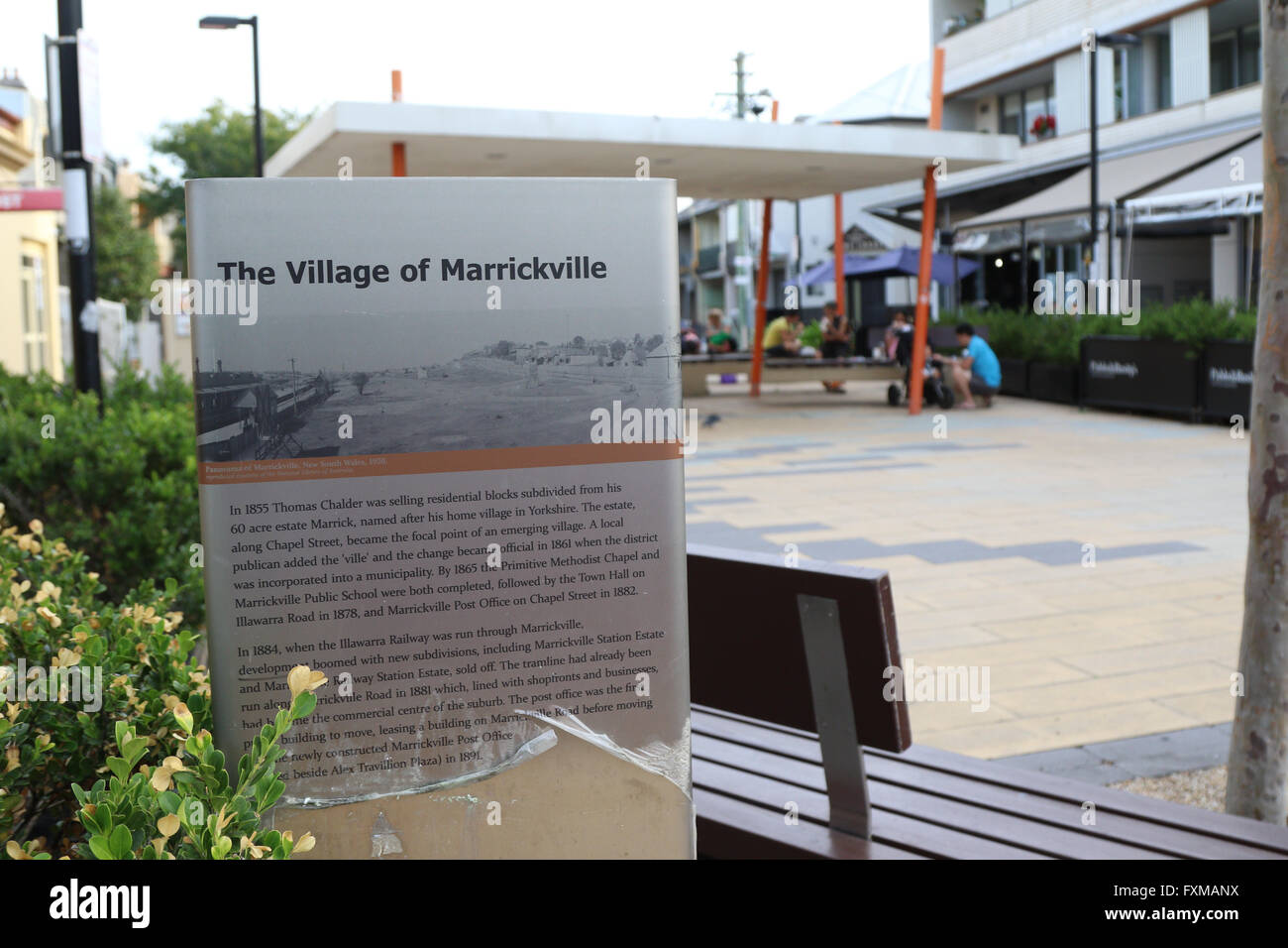 Un cartello con le informazioni sulla storia del borgo di Marrickville Marrickville su strada in Sydney interiore dell'occidente. Foto Stock