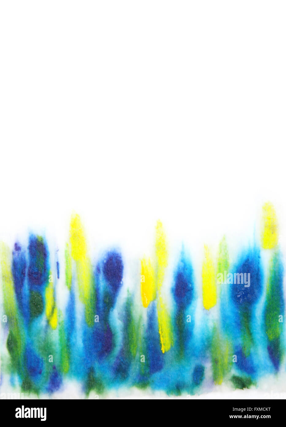 Abstract disegnati a mano sfondo acquerelli: blu fiori e foglie verdi. Ottimo per le textures, vintage design e carta da parati di lusso Foto Stock