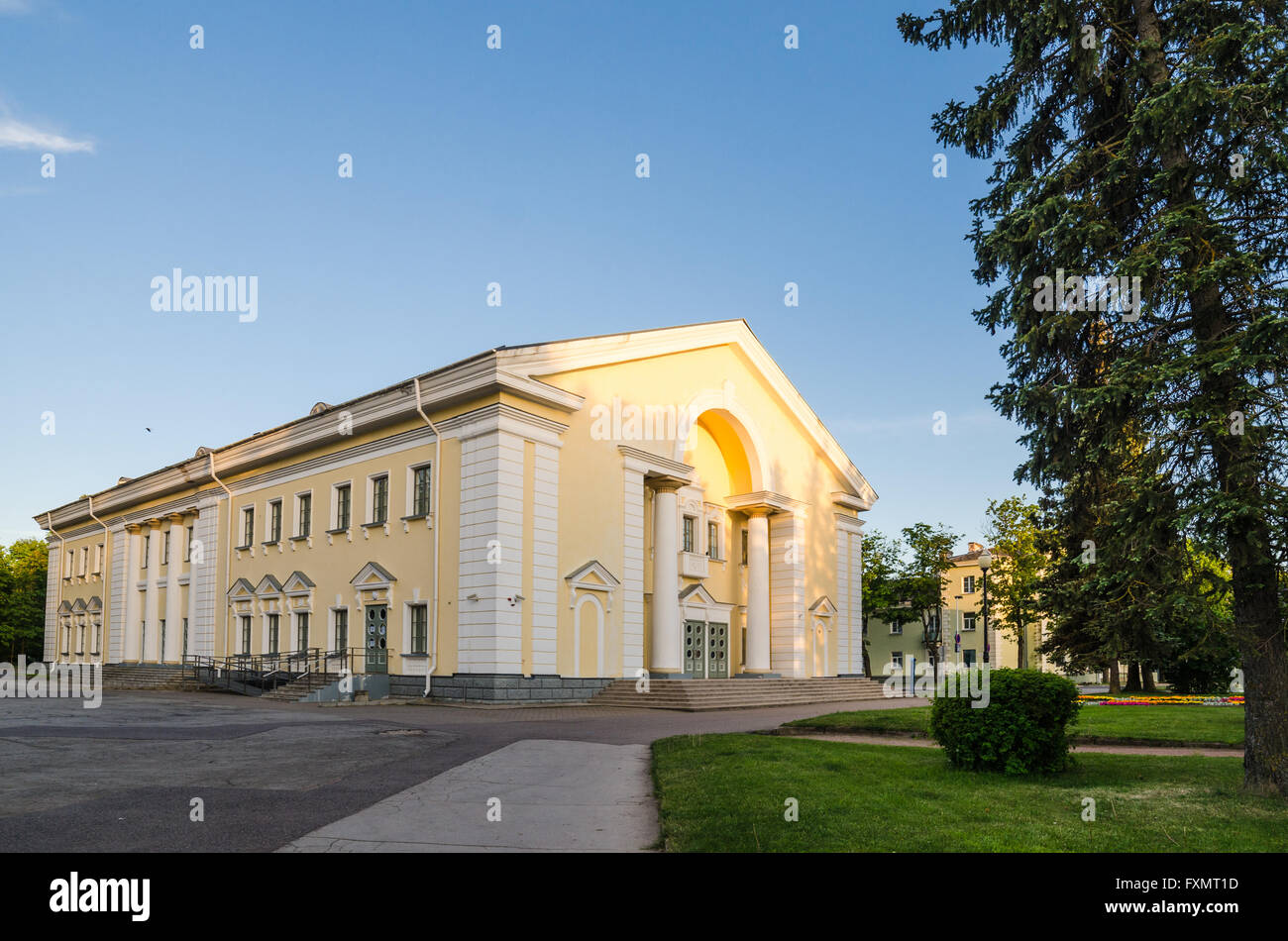 Casa della Cultura di Sillamae. L'architettura dell'epoca di Stalin Foto Stock
