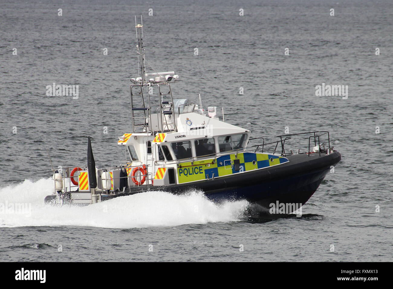 Lismore, un'isola-class lancio del Ministero della Difesa Polizia (Clyde Unità Marine), durante l'esercizio comune della Warrior 16-1. Foto Stock