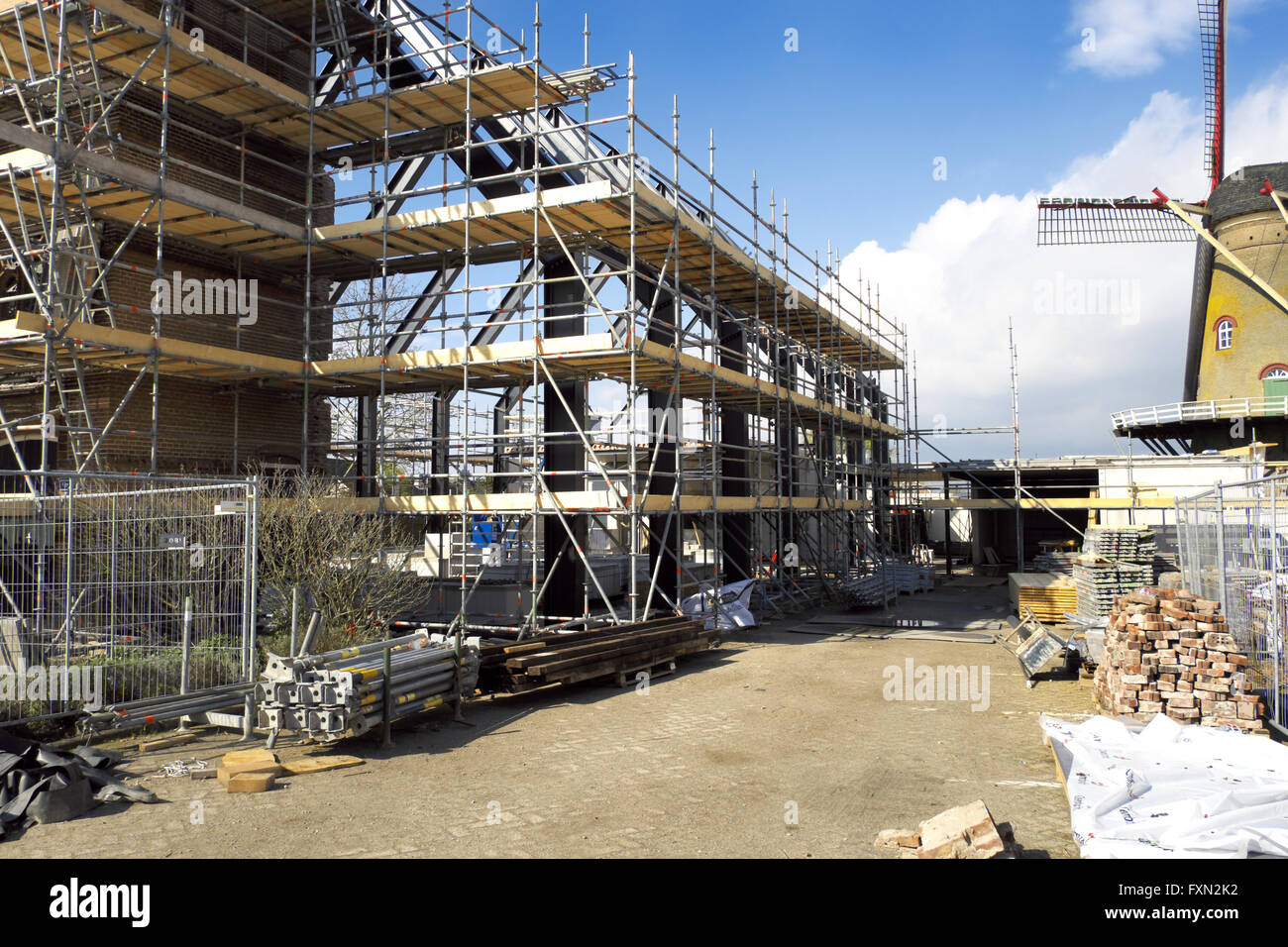 Sito di costruzione di una nuova chiesa nel villaggio olandese di Hoek in Zeeland Foto Stock
