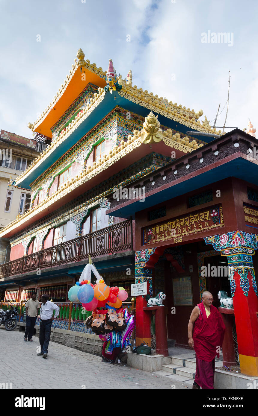 Tempio buddista, McLeod Ganj, Dharamshala, Distict Kangra, Himachal Pradesh, India. Foto Stock