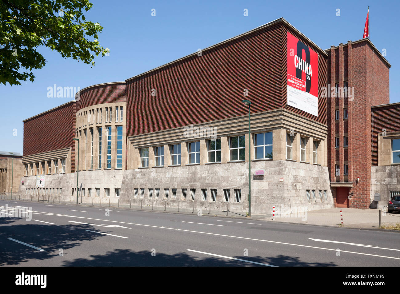 NRW-Forum, Ehrenhof centro culturale, Düsseldorf, Renania settentrionale-Vestfalia, Germania Foto Stock