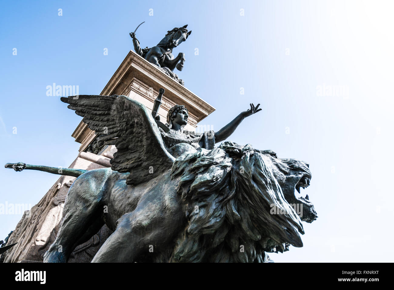 Leone alato statua a Vittorio Emanuele II monumento, Venezia, Italia Foto Stock